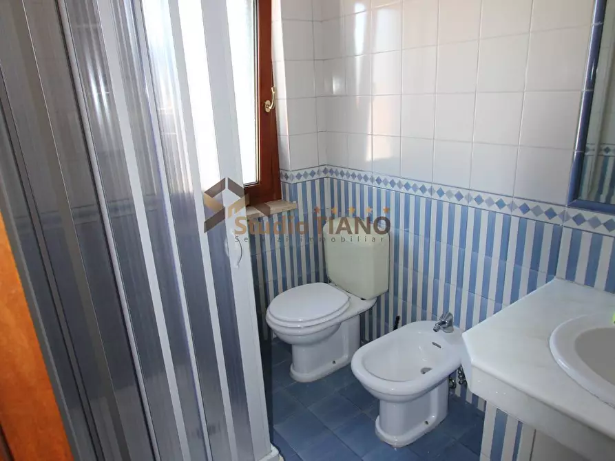 Immagine 30 di Casa bifamiliare in vendita  in VIA ALESSANDRO MAGNO a Rende