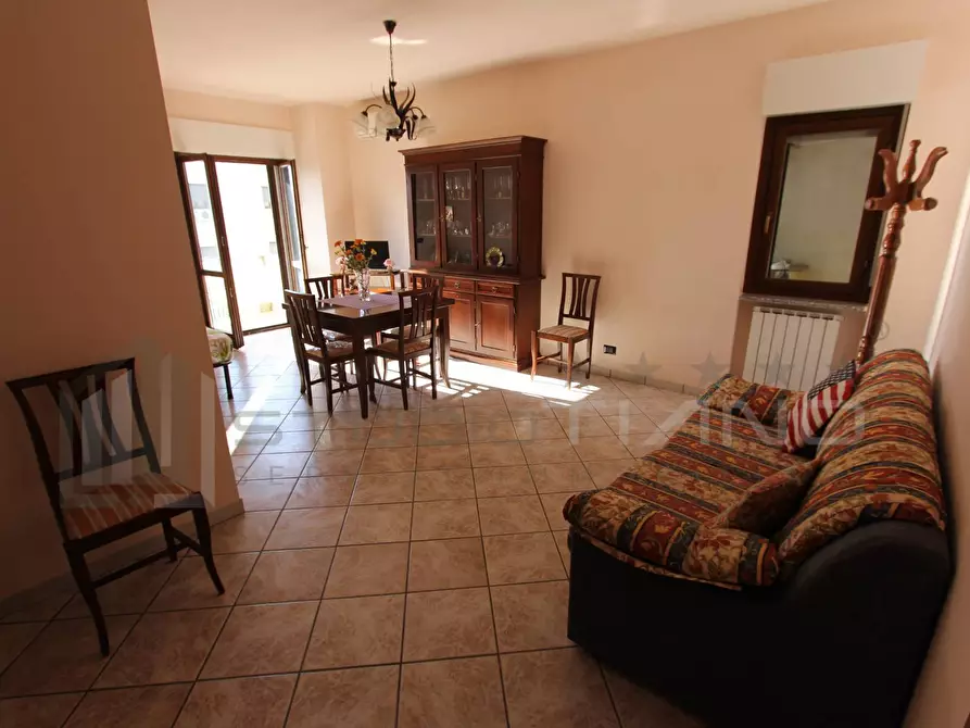 Immagine 6 di Appartamento in vendita  in VIA CARIGLIATO a Montalto Uffugo