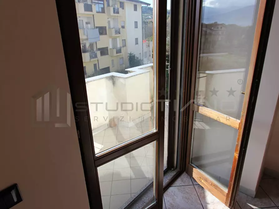 Immagine 15 di Appartamento in vendita  in VIA CARIGLIATO a Montalto Uffugo