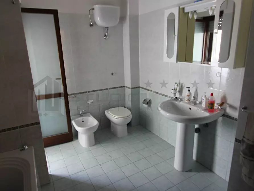 Immagine 23 di Appartamento in vendita  in VIA CARIGLIATO a Montalto Uffugo