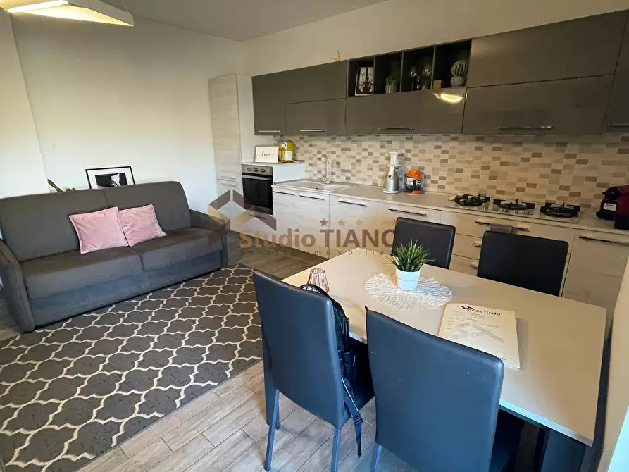 Immagine 6 di Appartamento in vendita  in VIA PIO LA TORRE a Crotone