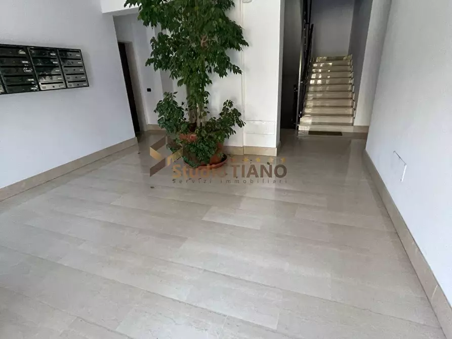 Immagine 17 di Appartamento in vendita  in VIA PIO LA TORRE a Crotone