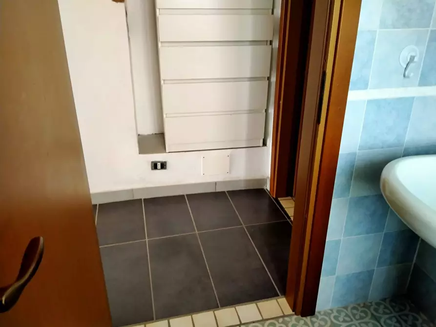 Immagine 16 di Appartamento in vendita  in linda rovera a Castronno