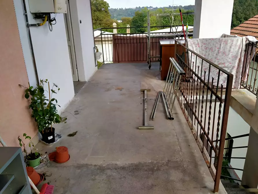 Immagine 26 di Appartamento in vendita  in linda rovera a Castronno