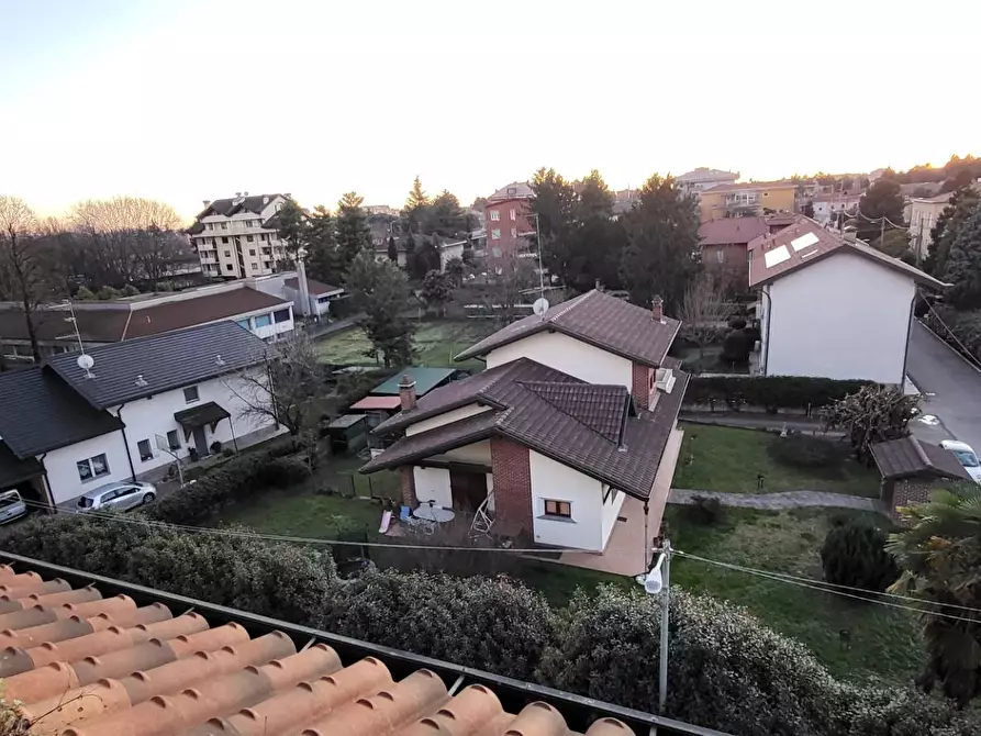 Immagine 11 di Appartamento in vendita  in viale lombardia a Gallarate