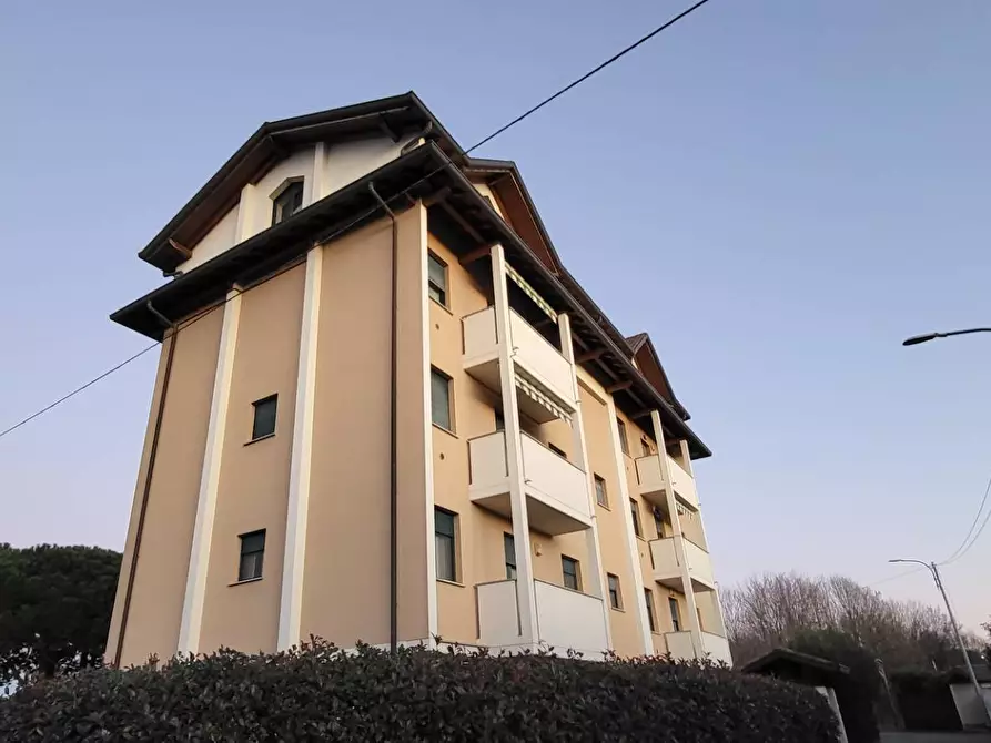 Immagine 18 di Appartamento in vendita  in viale lombardia a Gallarate