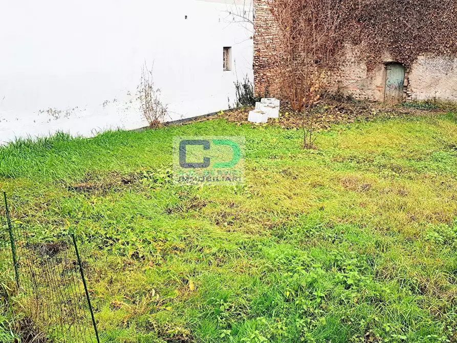 Immagine 1 di Terreno agricolo in vendita  in VIA CIRCONVALLAZIONE a Ciserano
