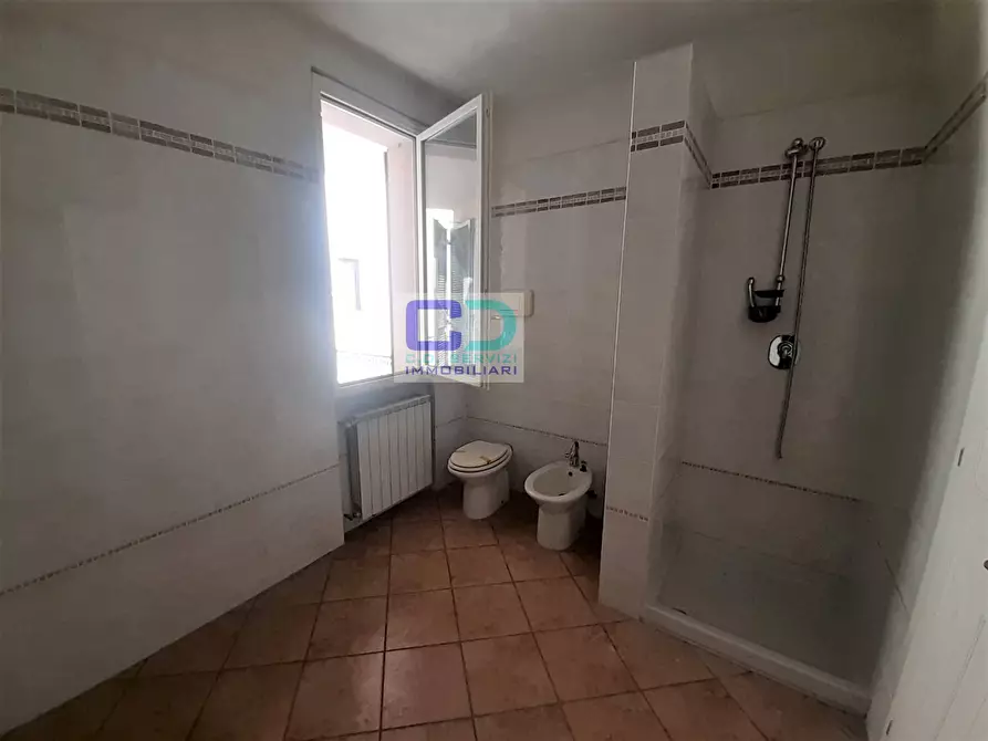 Immagine 11 di Appartamento in vendita  in via vittorio veneto a Cassano D'adda