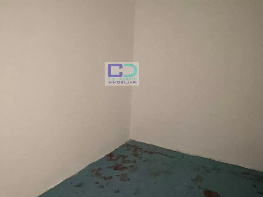 Immagine 30 di Locale commerciale in affitto  in VITTORIO EMANUELE II a Brignano Gera D'adda