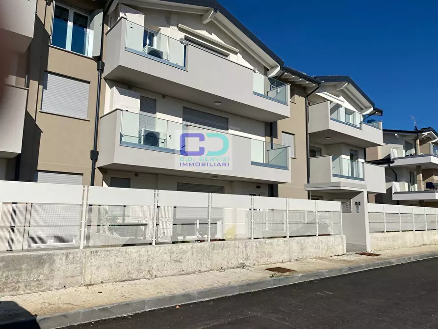 Immagine 2 di Villetta a schiera in vendita  in VIA MARCONI a Cassano D'adda