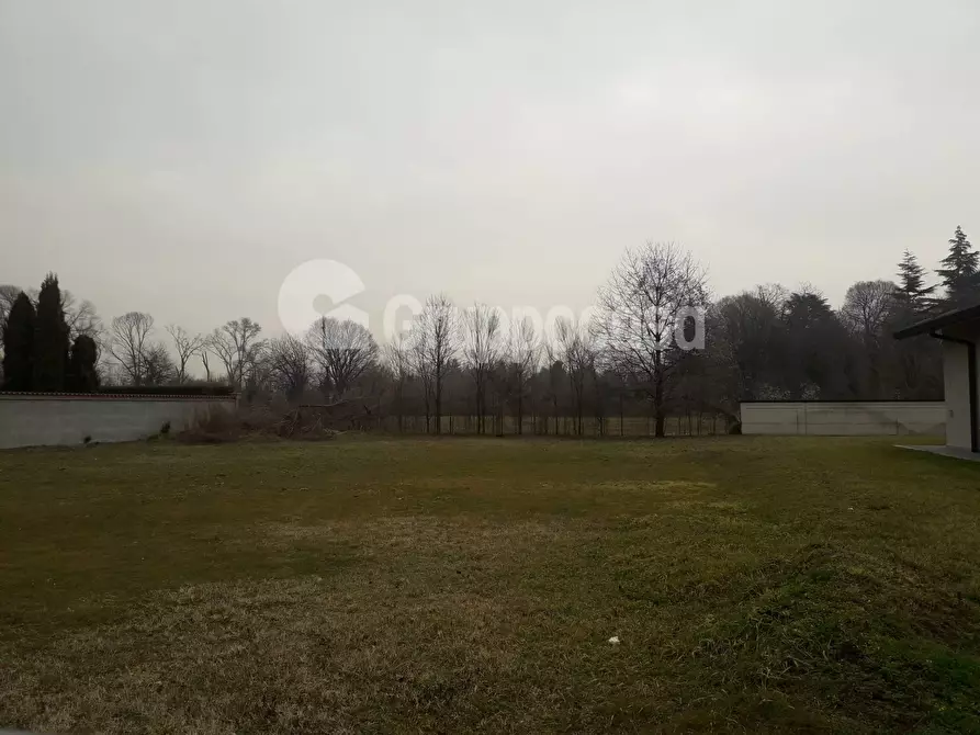 Immagine 4 di Terreno residenziale in vendita  in Via Sondrio a Inveruno