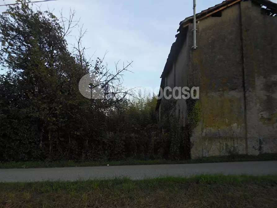 Immagine 21 di Casa indipendente in vendita  in Via Fratelli Pellegatta a Magenta