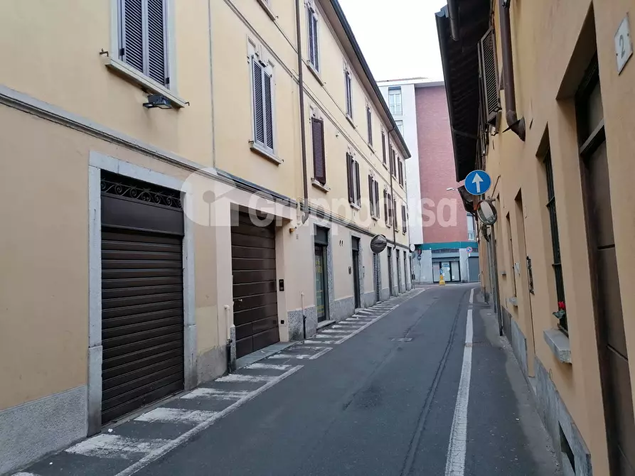 Immagine 18 di Locale commerciale in affitto  in Via Fornaroli a Magenta