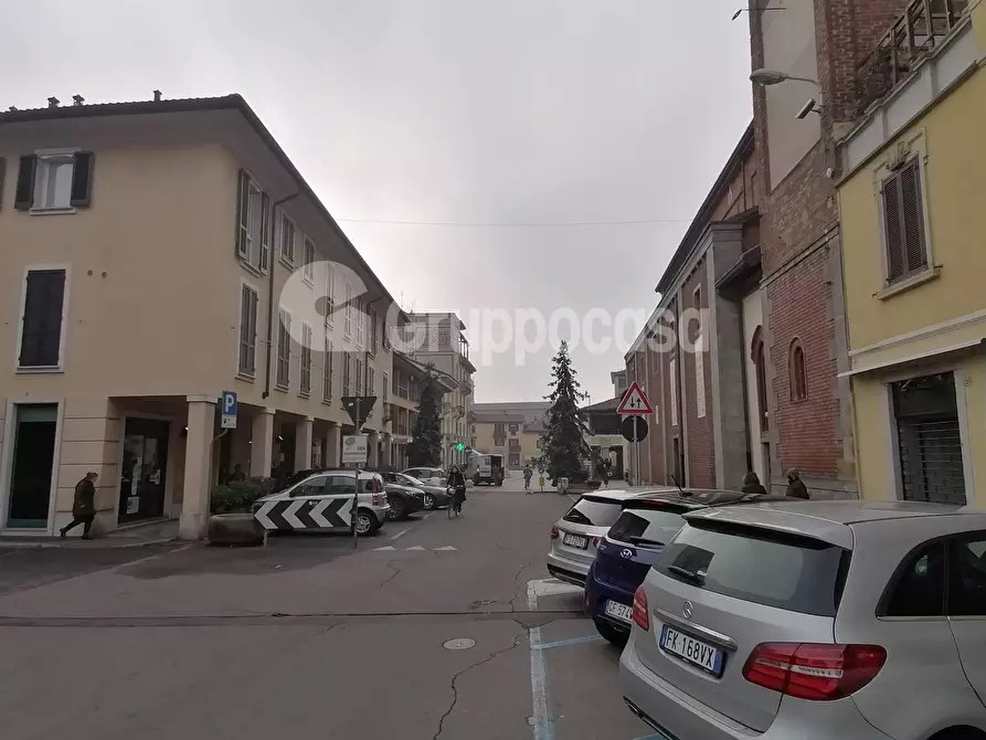 Immagine 20 di Locale commerciale in affitto  in Via Fornaroli a Magenta