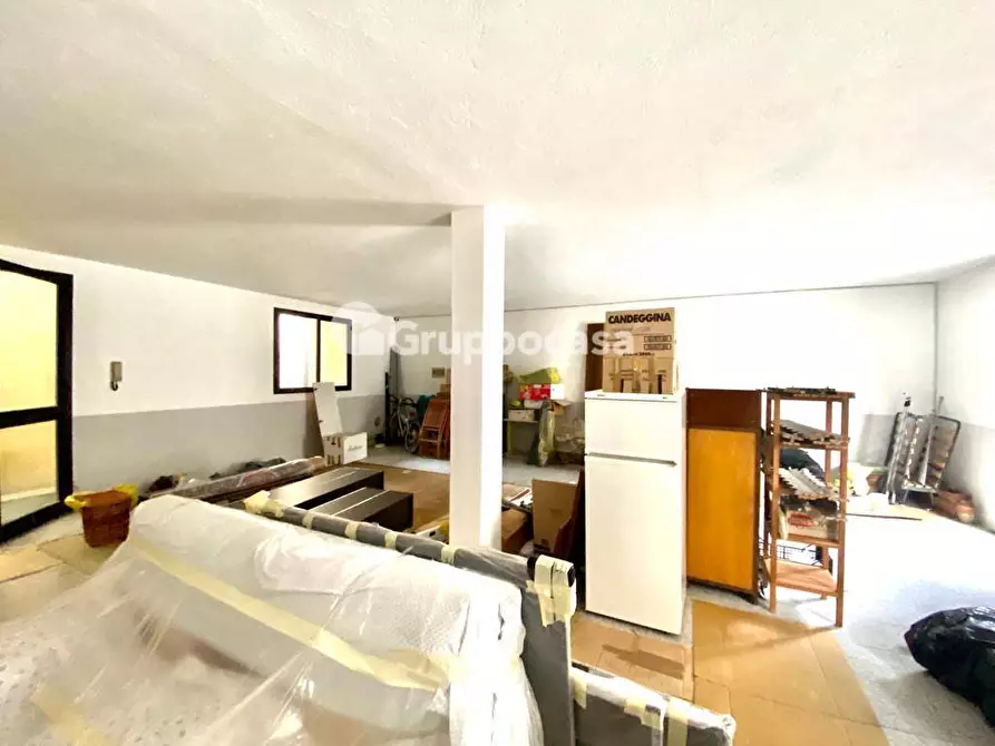 Immagine 12 di Locale commerciale in vendita  in via redipuglia a Robecco Sul Naviglio