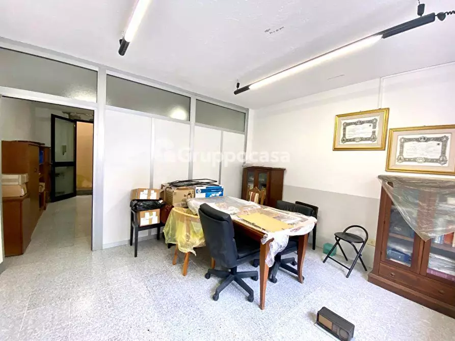 Immagine 9 di Locale commerciale in vendita  in via redipuglia a Robecco Sul Naviglio