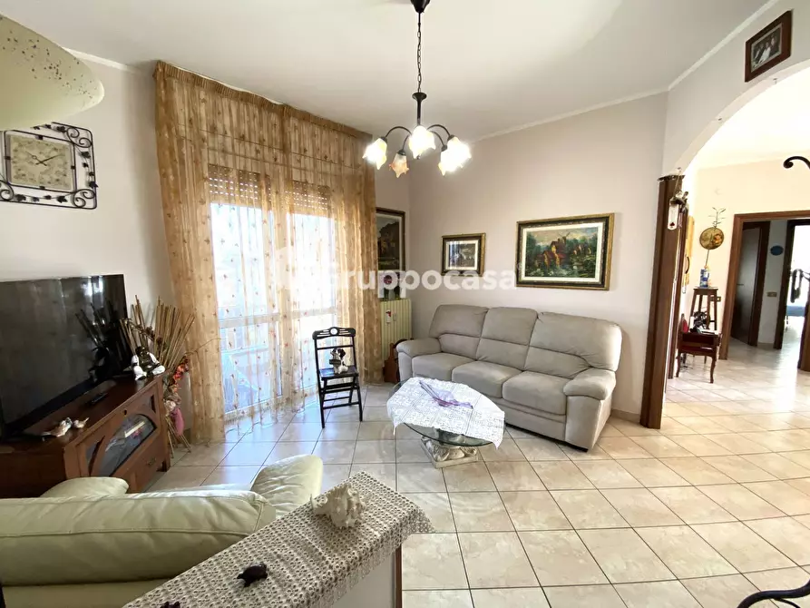 Immagine 1 di Appartamento in vendita  in Via Cavalieri di Vittorio Veneto a Robecco Sul Naviglio