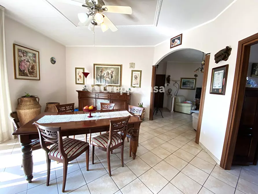 Immagine 5 di Appartamento in vendita  in Via Cavalieri di Vittorio Veneto a Robecco Sul Naviglio