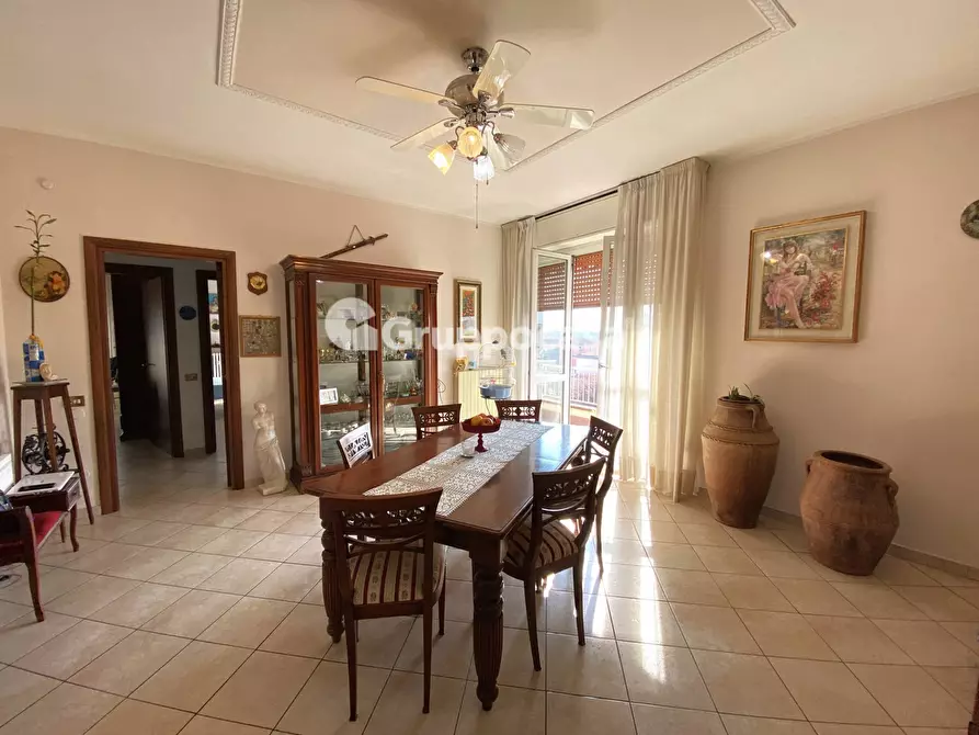 Immagine 3 di Appartamento in vendita  in Via Cavalieri di Vittorio Veneto a Robecco Sul Naviglio