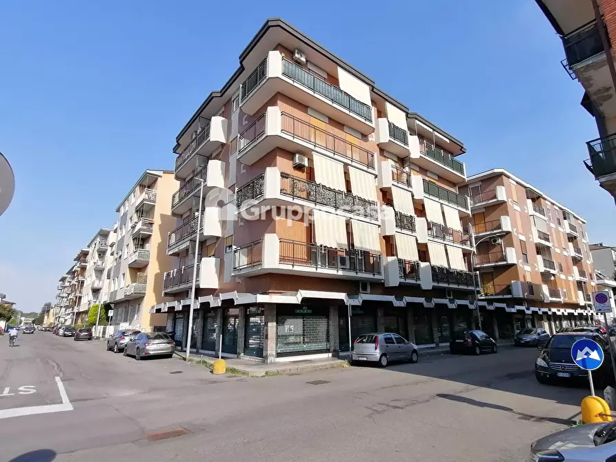Immagine 1 di Appartamento in vendita  in Via F.lli Sanchioli a Magenta