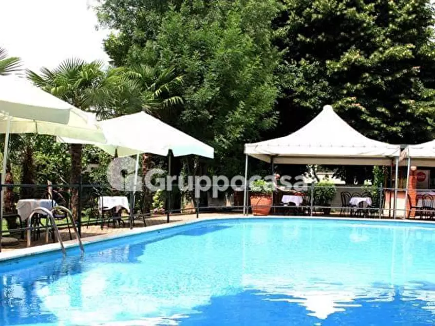 Immagine 5 di Villa in vendita  in Via I Maggio a Magenta