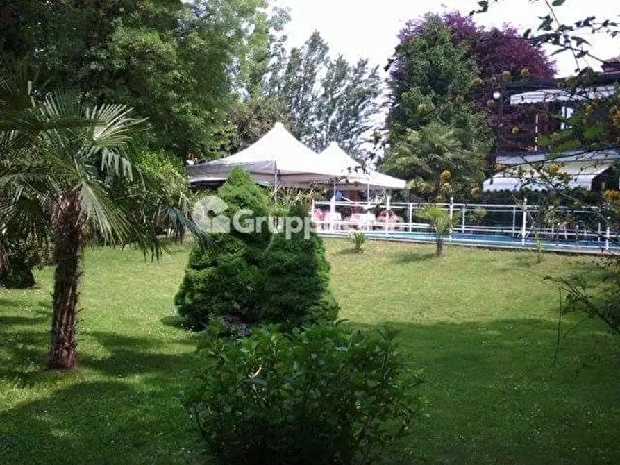 Immagine 7 di Villa in vendita  in Via I Maggio a Magenta