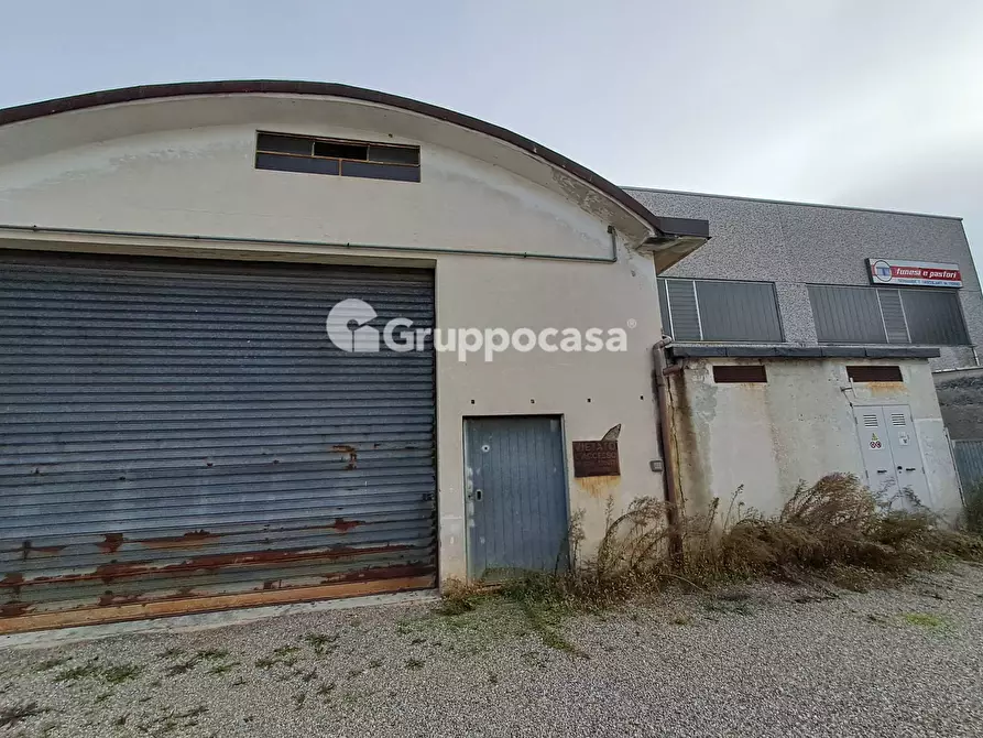 Immagine 2 di Capannone industriale in vendita  in Via Venegoni a Santo Stefano Ticino