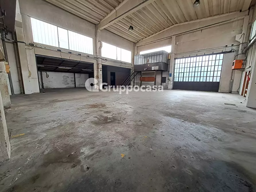Immagine 12 di Capannone industriale in vendita  in Via Venegoni a Santo Stefano Ticino