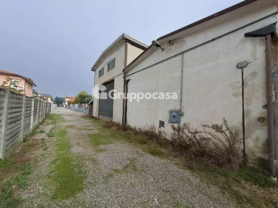 Immagine 18 di Capannone industriale in vendita  in Via Venegoni a Santo Stefano Ticino