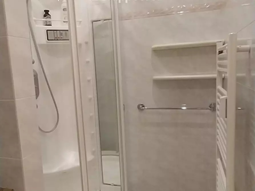 Immagine 18 di Appartamento in affitto  in Galleria dei Portici a Magenta