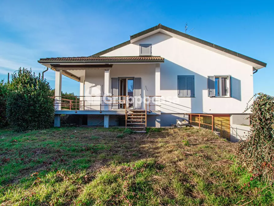 Immagine 26 di Villa in vendita  in Via Degli Orti a Magenta