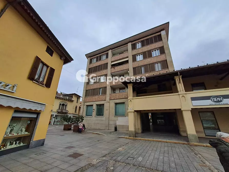 Immagine 27 di Appartamento in vendita  in Via IV Giugno a Magenta