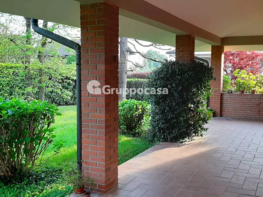 Immagine 23 di Villa in vendita  in via Alle Fornaci a Robecco Sul Naviglio