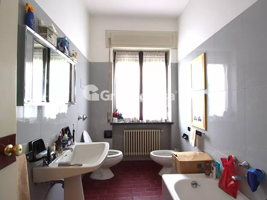 Immagine 25 di Villa in vendita  in via Gobetti a Abbiategrasso