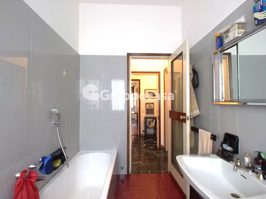 Immagine 26 di Villa in vendita  in via Gobetti a Abbiategrasso