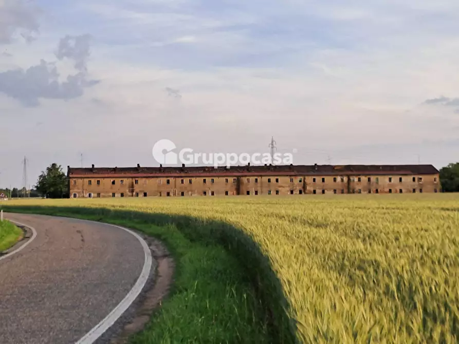 Immagine 24 di Palazzo in vendita  in via per abbiategrasso a Corbetta