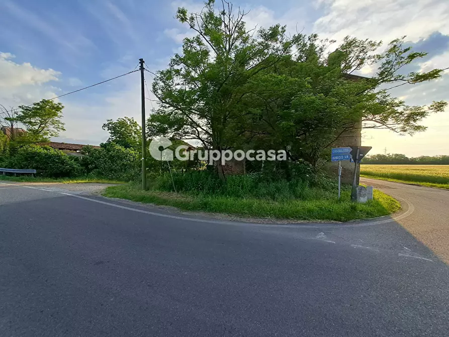 Immagine 25 di Palazzo in vendita  in via per abbiategrasso a Corbetta