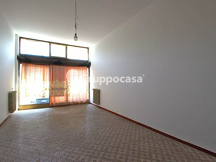 Immagine 25 di Appartamento in vendita  in via cavallotti a Buscate