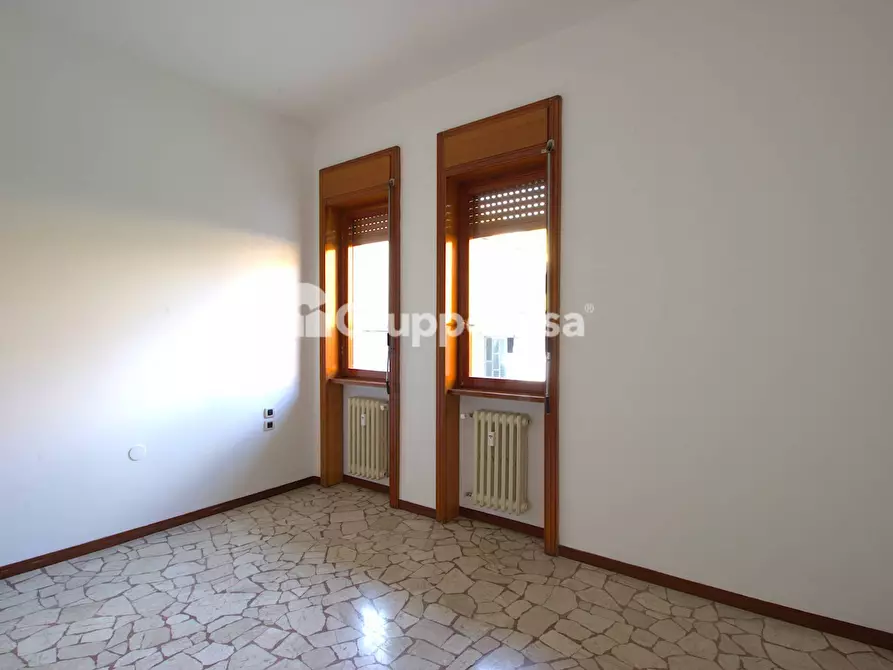 Immagine 11 di Appartamento in vendita  in via cavallotti a Buscate