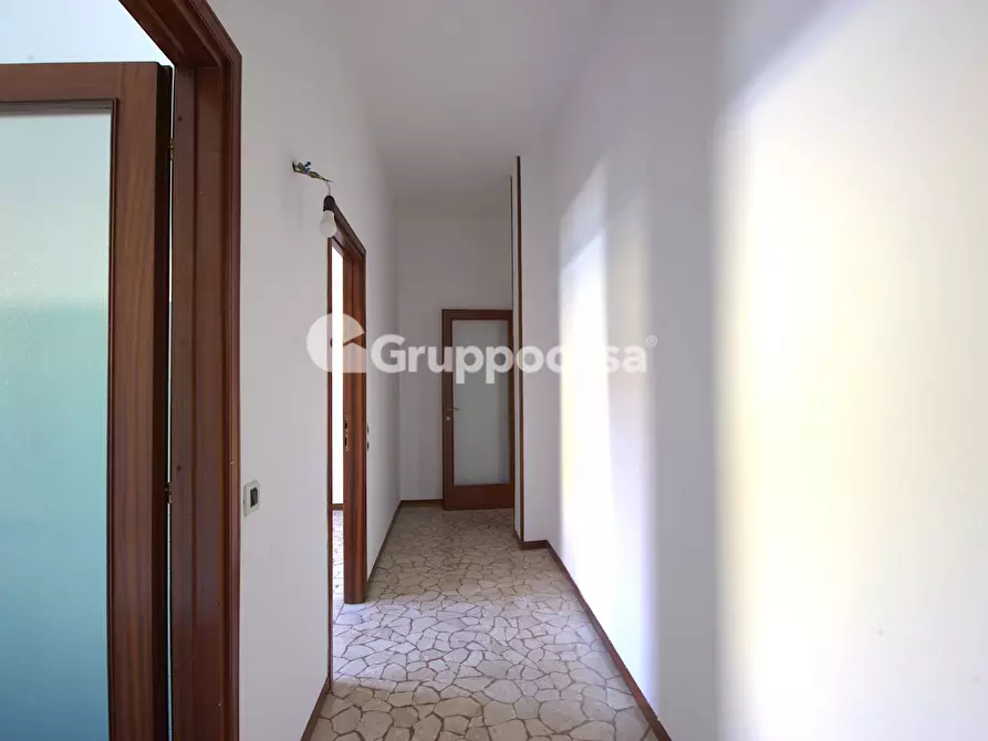 Immagine 21 di Appartamento in vendita  in via cavallotti a Buscate