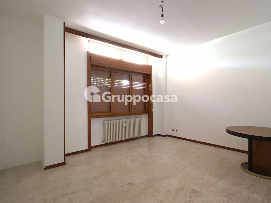 Immagine 3 di Appartamento in vendita  in via cavallotti a Buscate