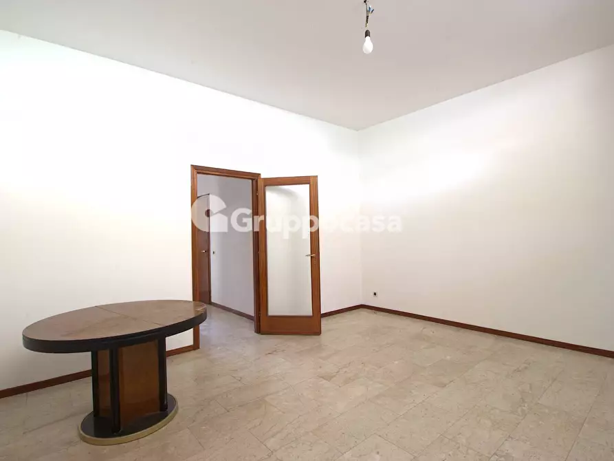 Immagine 5 di Appartamento in vendita  in via cavallotti a Buscate