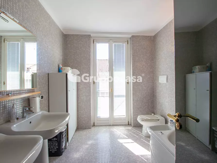 Immagine 10 di Ufficio in affitto  in Via IV Giugno a Magenta