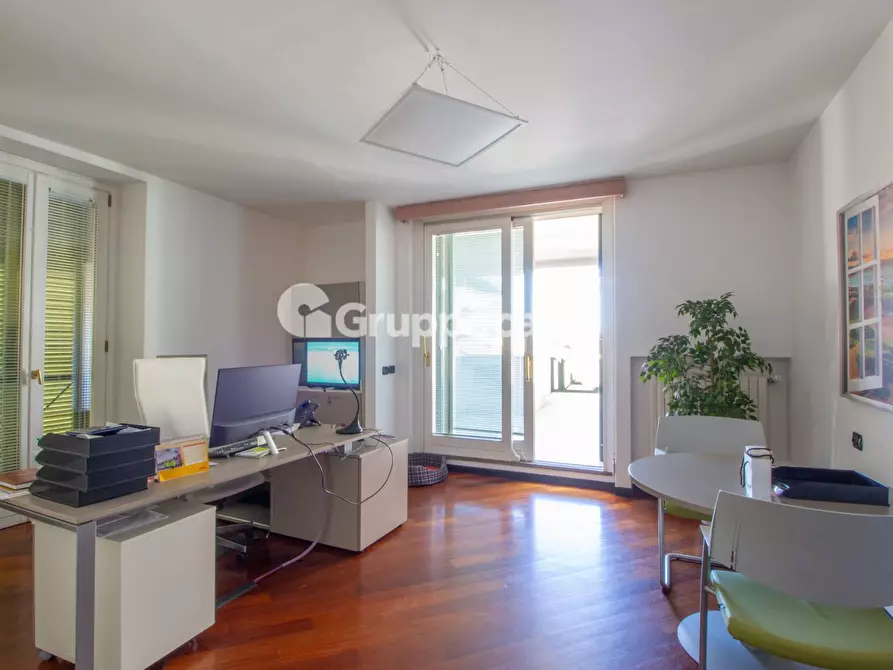 Immagine 12 di Ufficio in affitto  in Via IV Giugno a Magenta