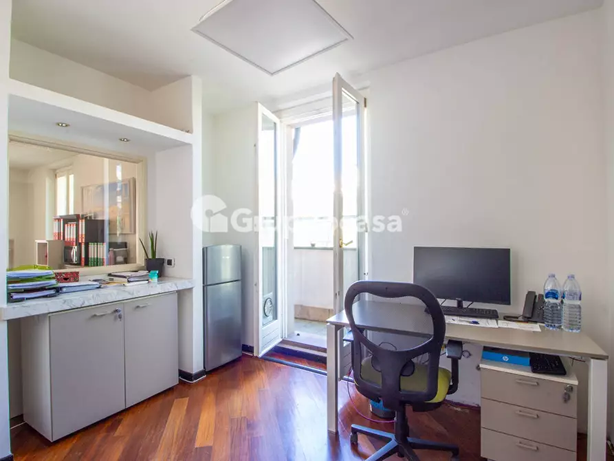 Immagine 21 di Ufficio in affitto  in Via IV Giugno a Magenta