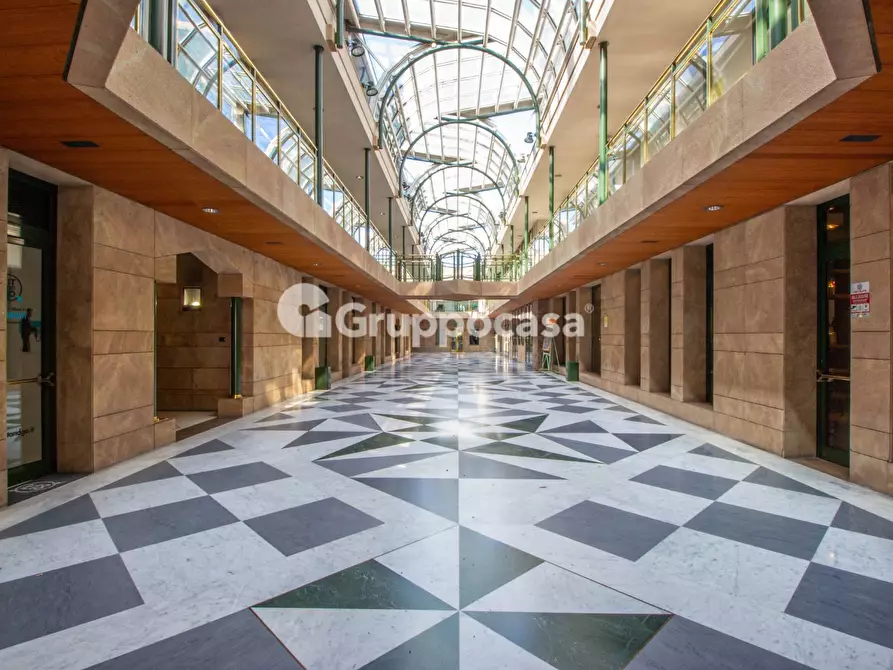 Immagine 2 di Ufficio in affitto  in Via IV Giugno a Magenta