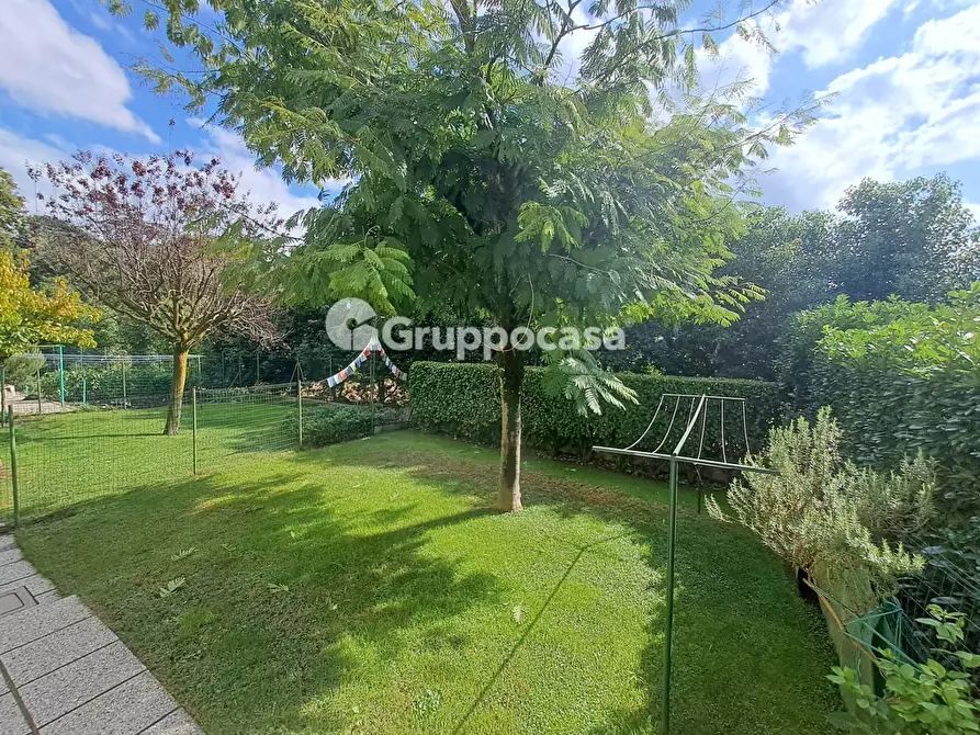 Immagine 4 di Camera in vendita  in via S. Andrea a Robecco Sul Naviglio