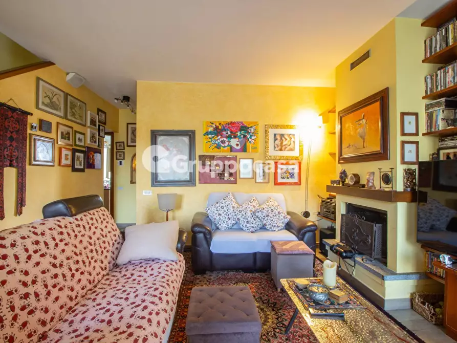 Immagine 10 di Camera in vendita  in via S. Andrea a Robecco Sul Naviglio