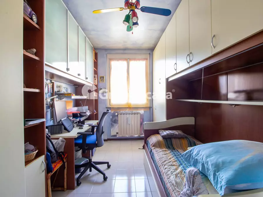 Immagine 21 di Camera in vendita  in via S. Andrea a Robecco Sul Naviglio