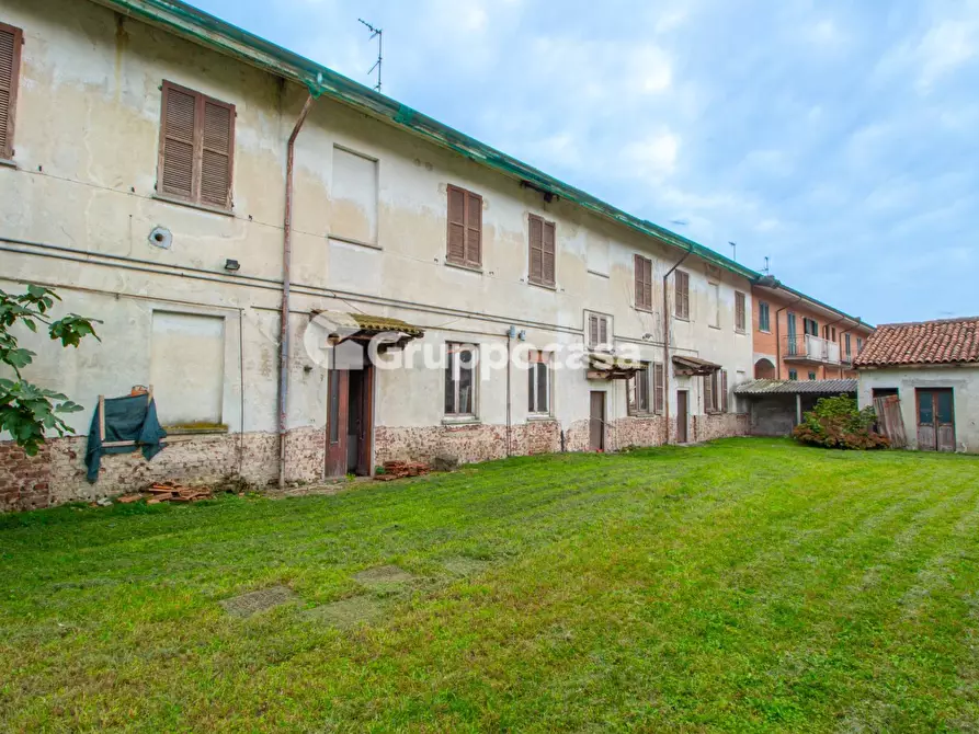 Immagine 1 di Casa indipendente in vendita  in via Marconi a Inveruno